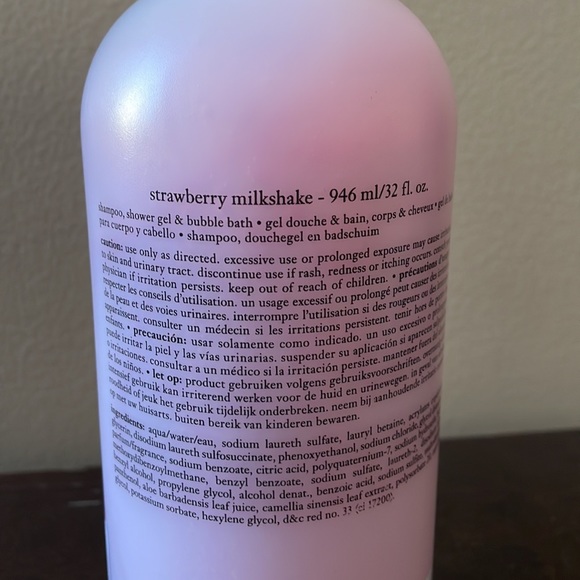 Philosophy Strawberry Milkshake All In One Shampoo Shower Gel Bubble Beth 32 oz - Picture 2 of 2
